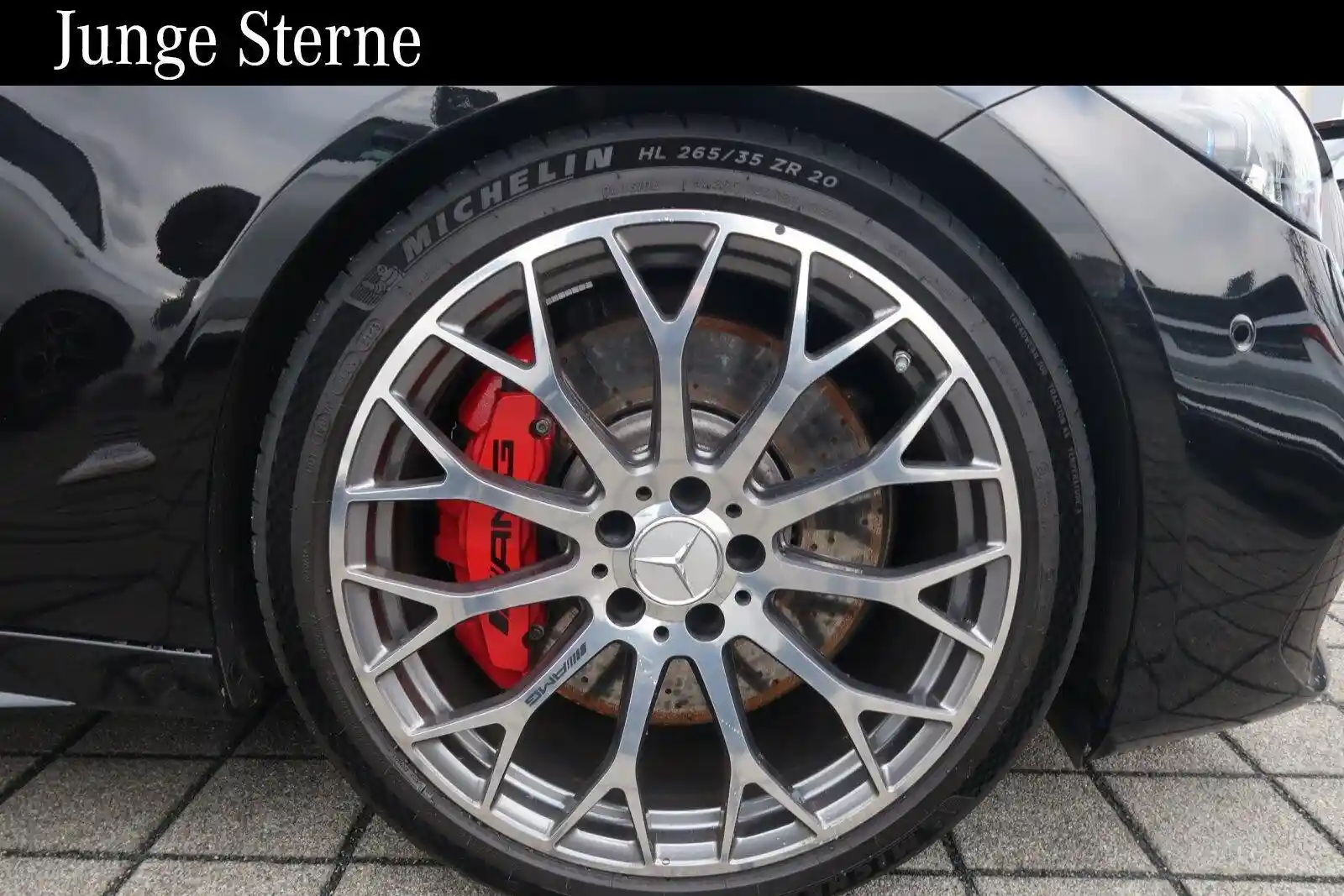 Mercedes-Benz C 63 AMG