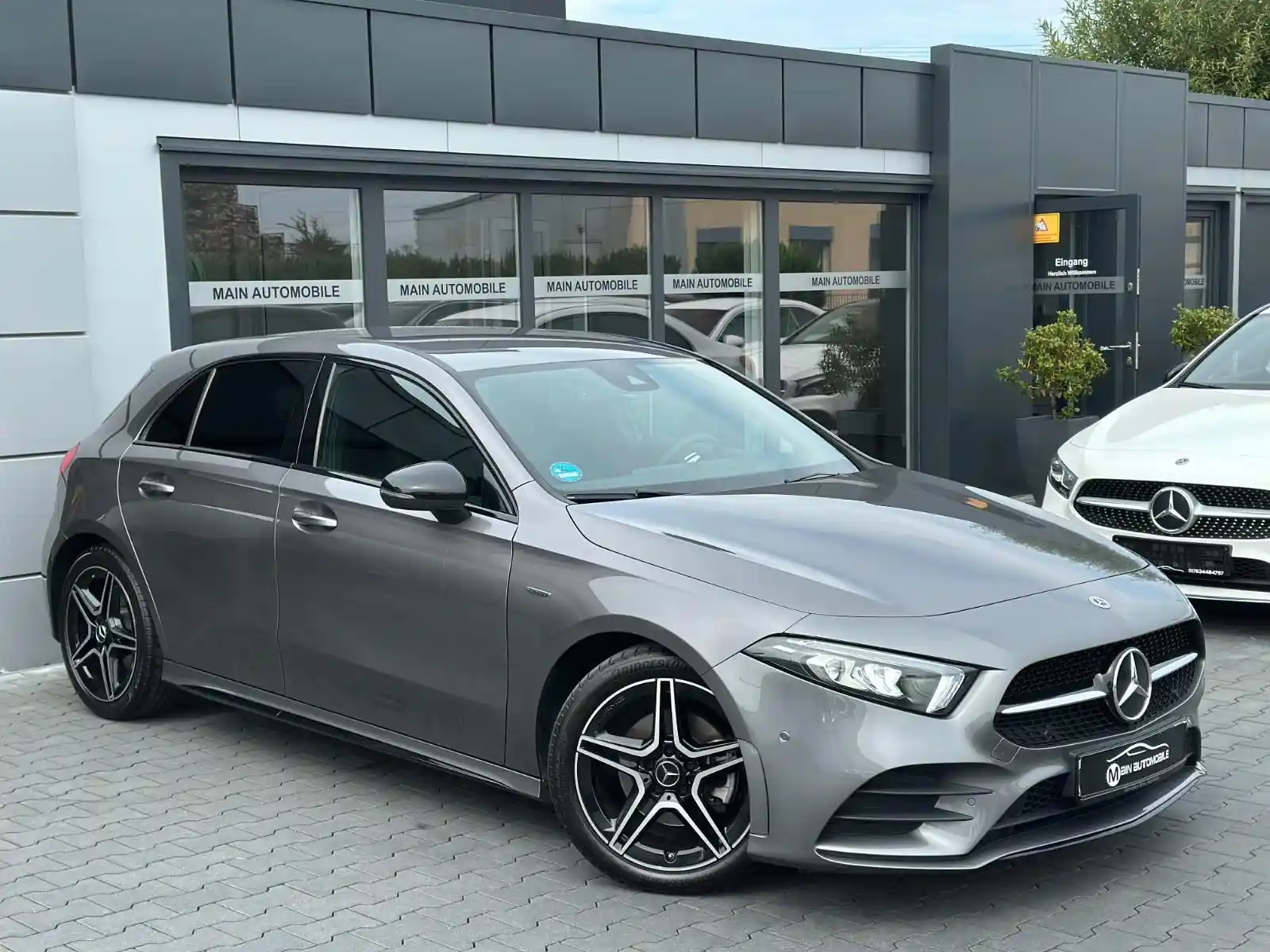 Mercedes-Benz A 200