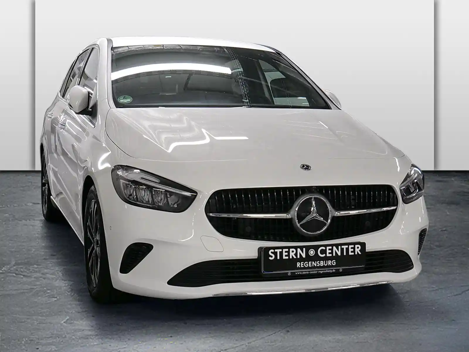 Mercedes-Benz B 200
