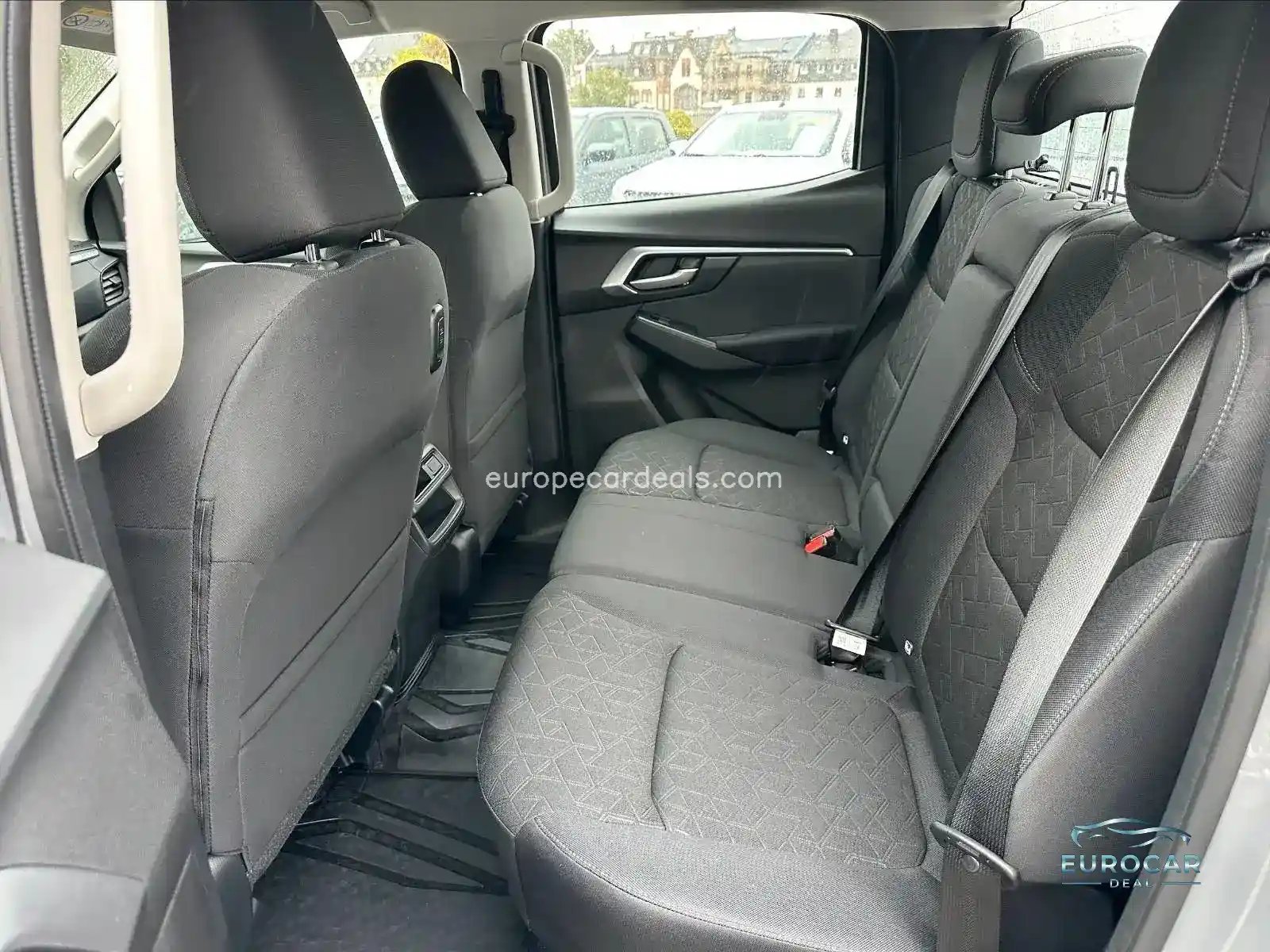 D-MAX 4×4 LS A/T DoubleCab