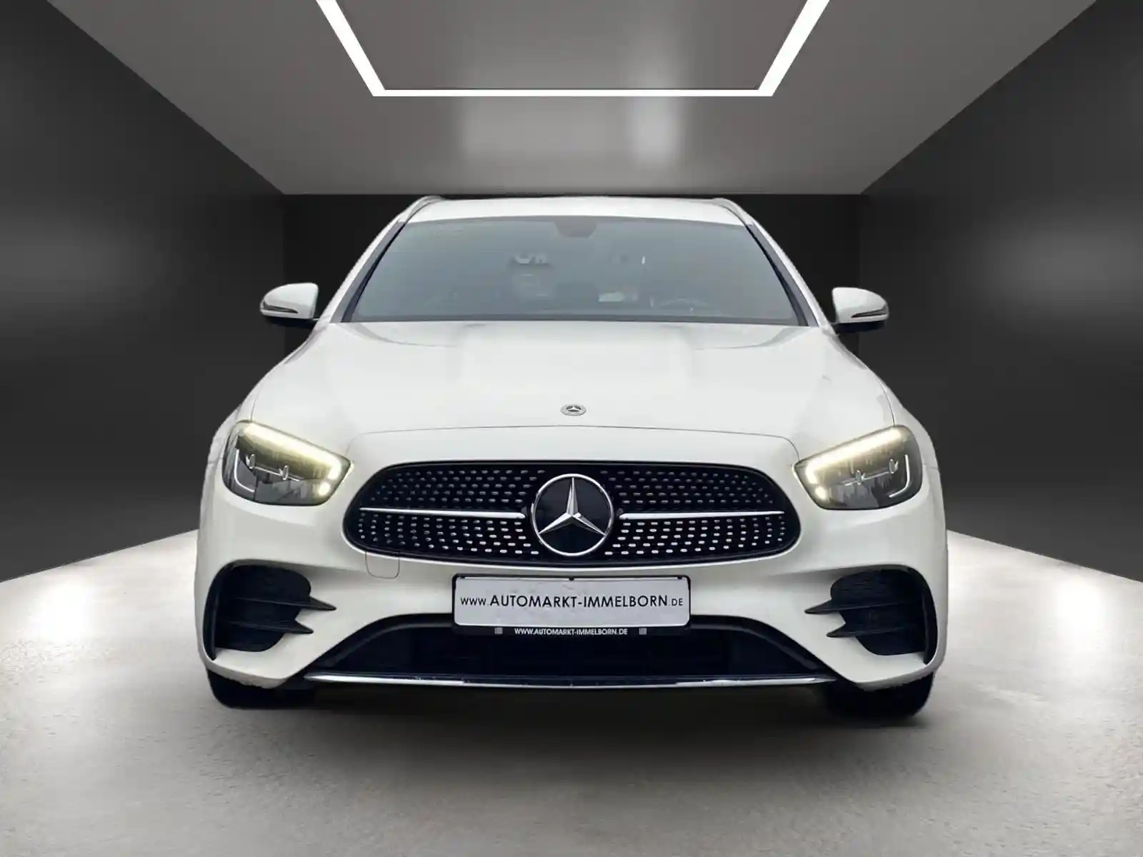 Mercedes-Benz E 300