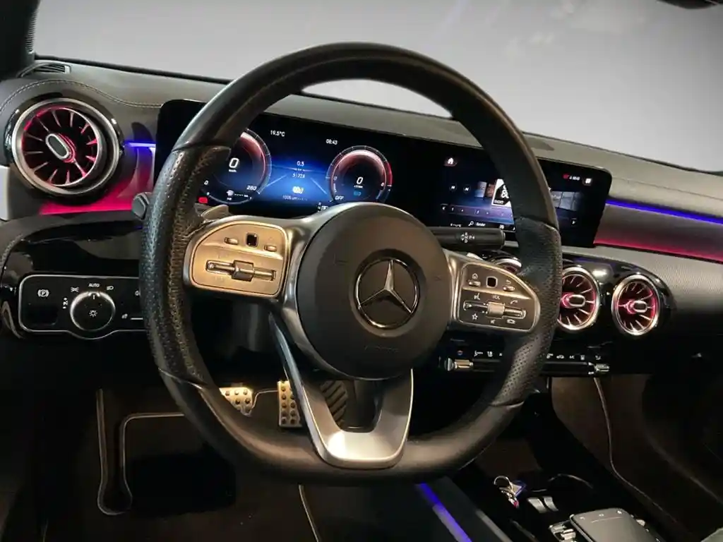 Mercedes-Benz A 250