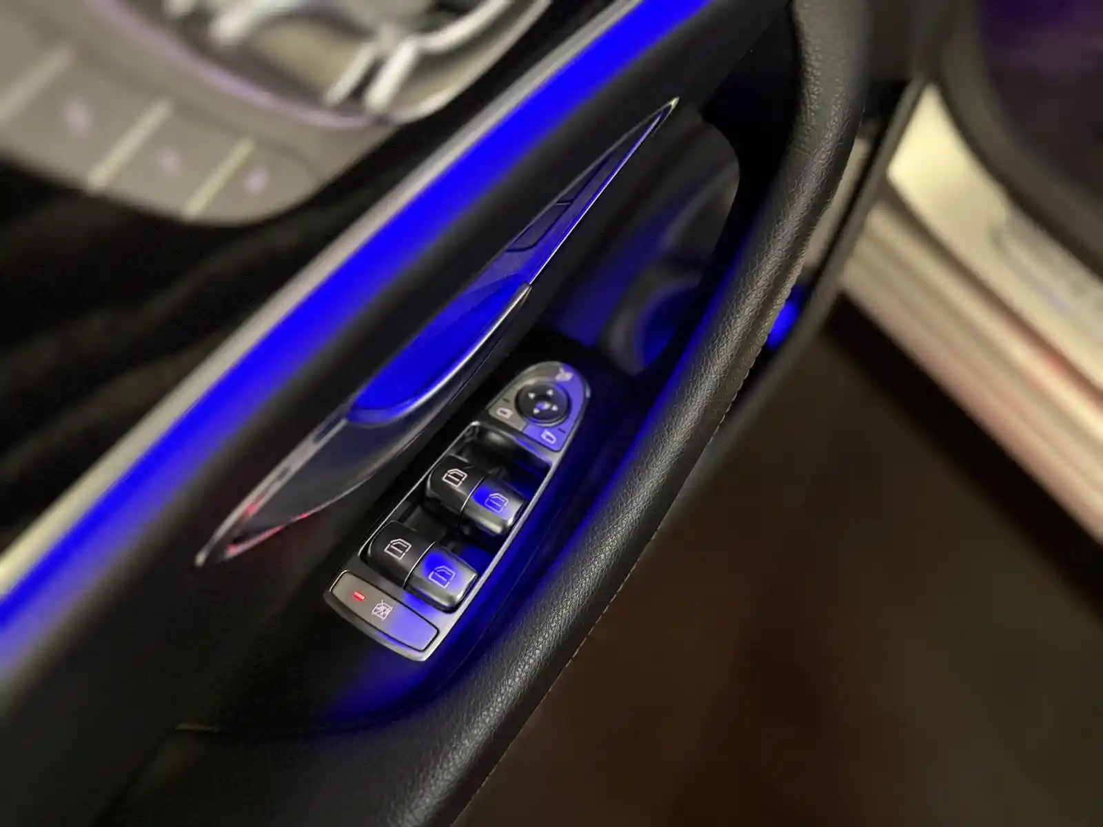 Mercedes-Benz E 400