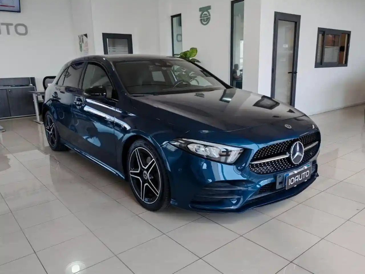 Mercedes-Benz A 200