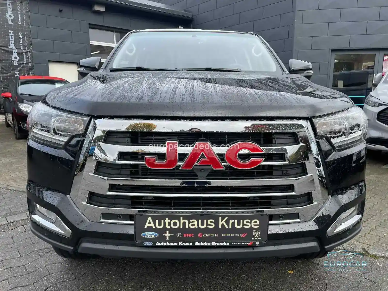 JAC 8 Pro