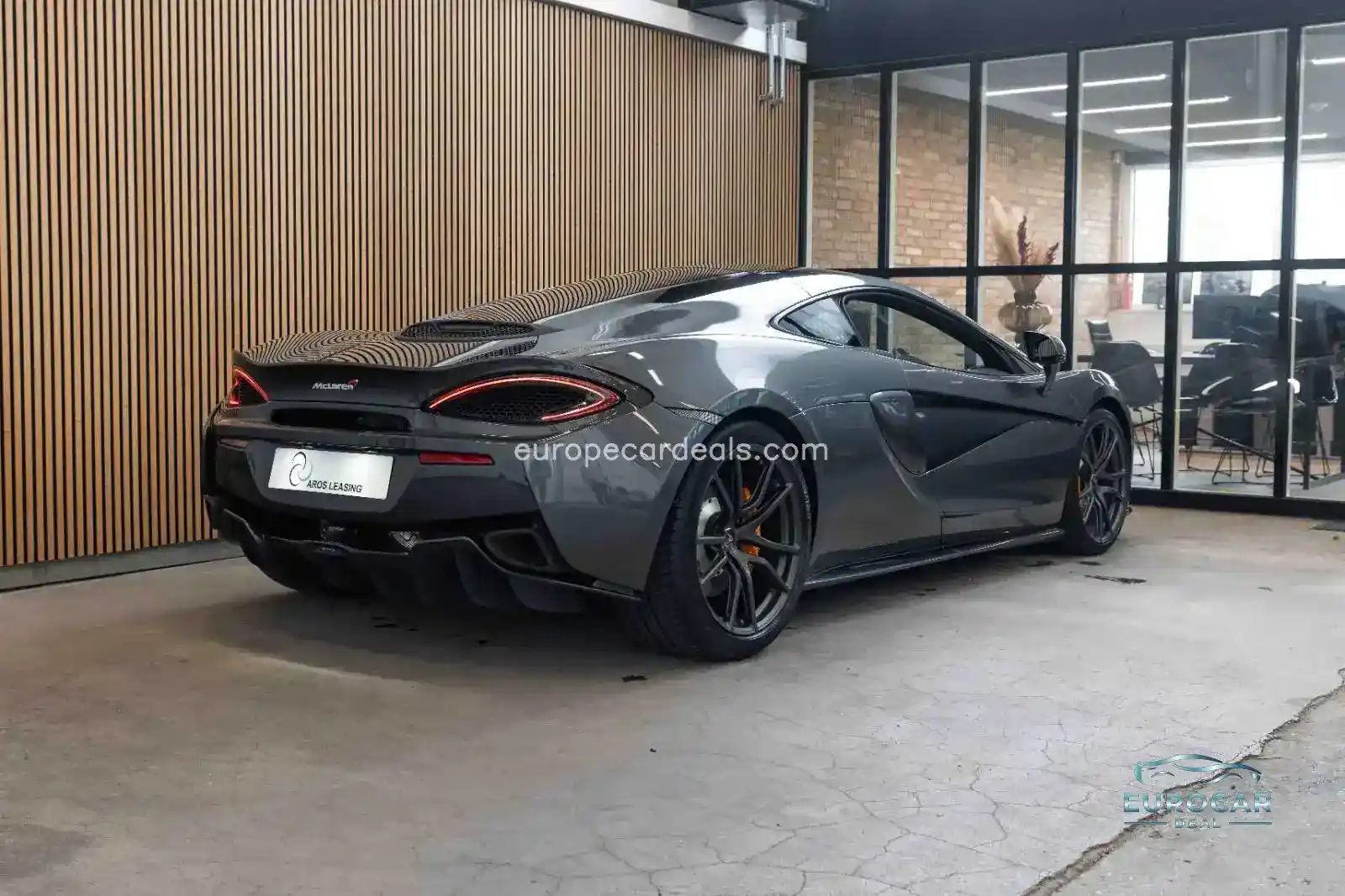 McLaren 570GT