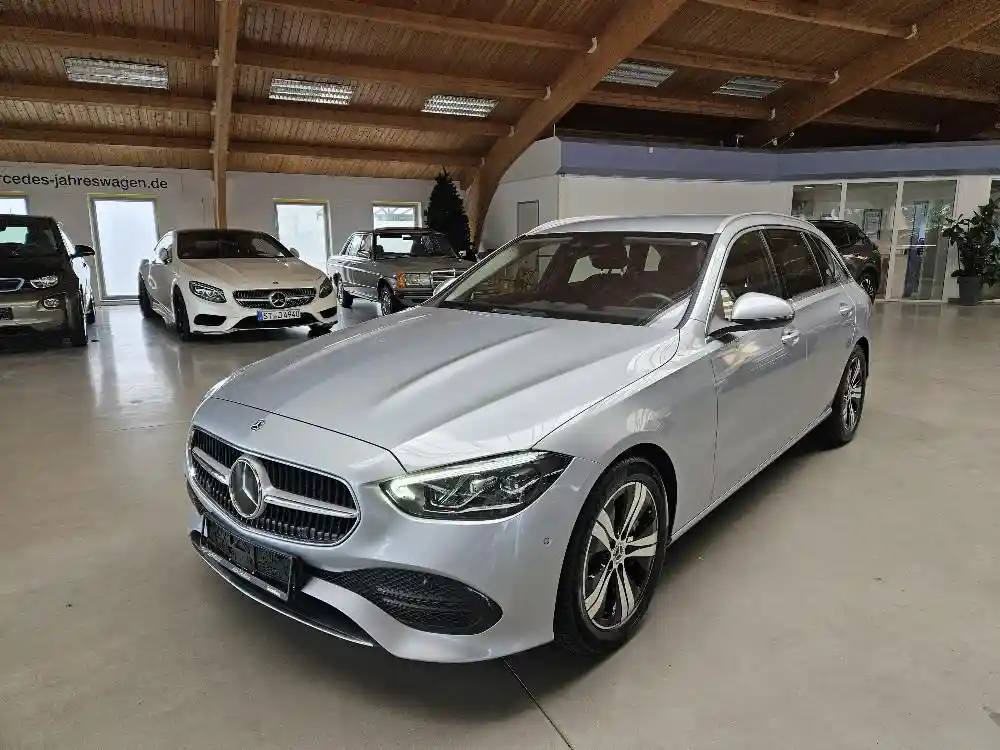 Mercedes-Benz C 220