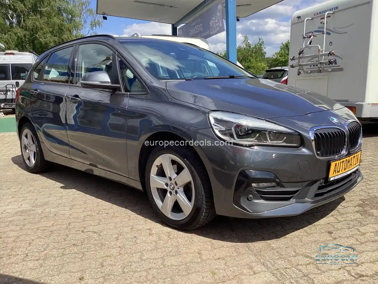 BMW 216