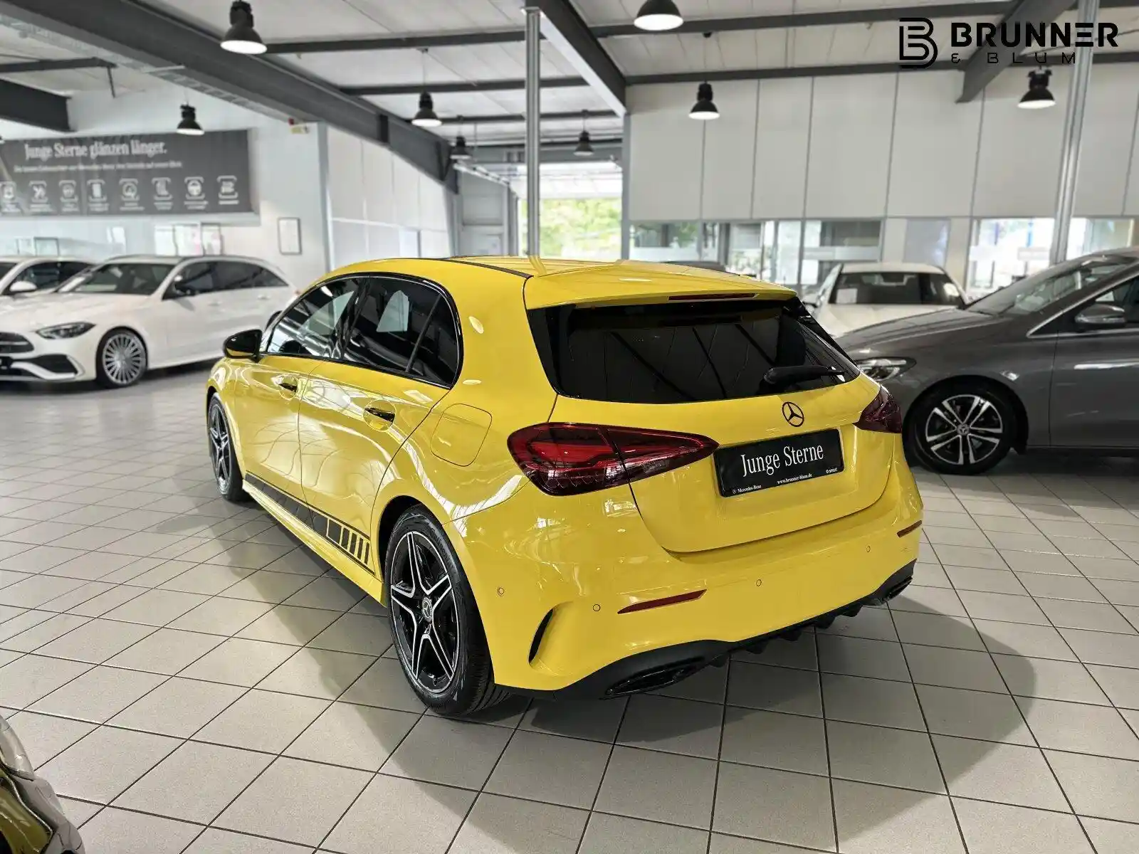 Mercedes-Benz A 220