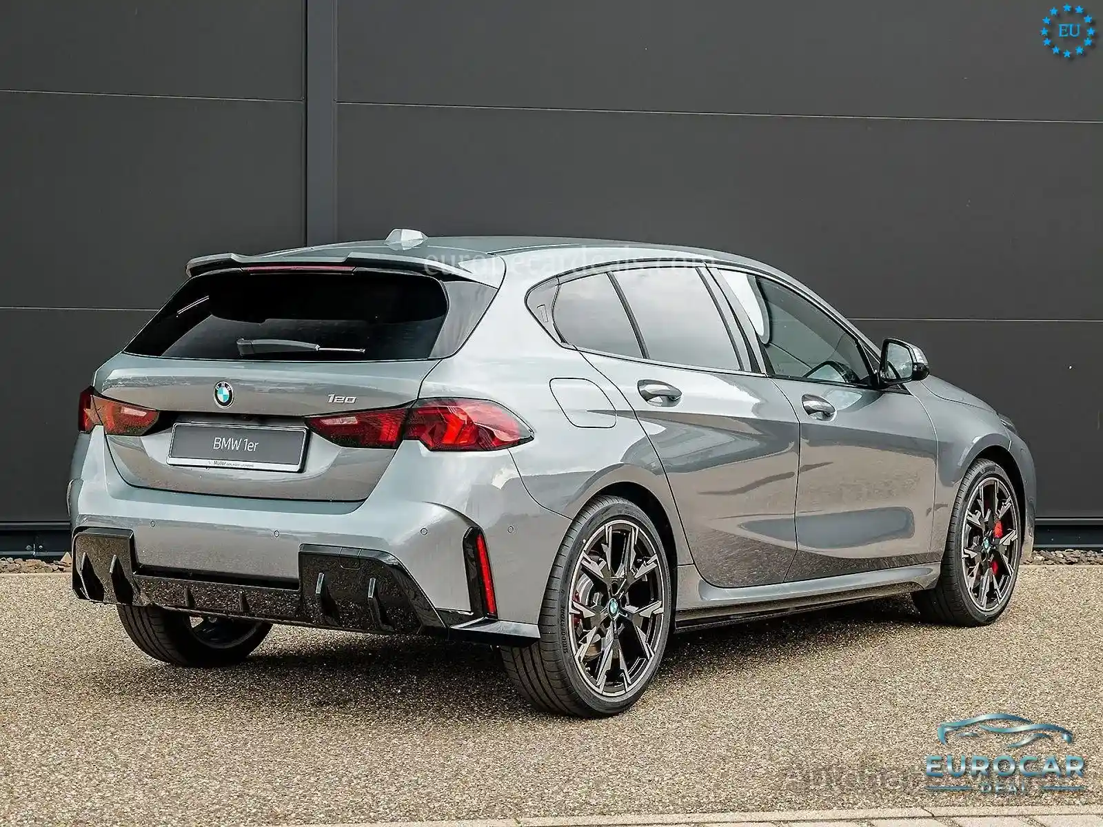 BMW 120