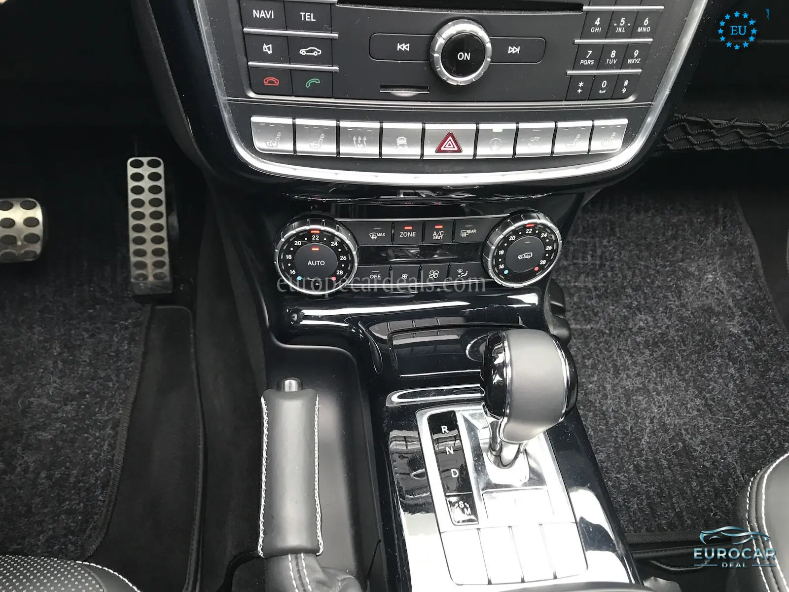 Mercedes-Benz G 500