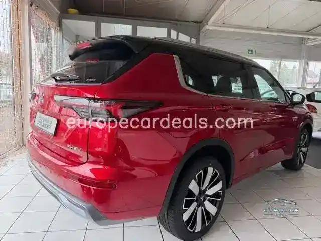 Mitsubishi Plug-in Hybrid Outlander