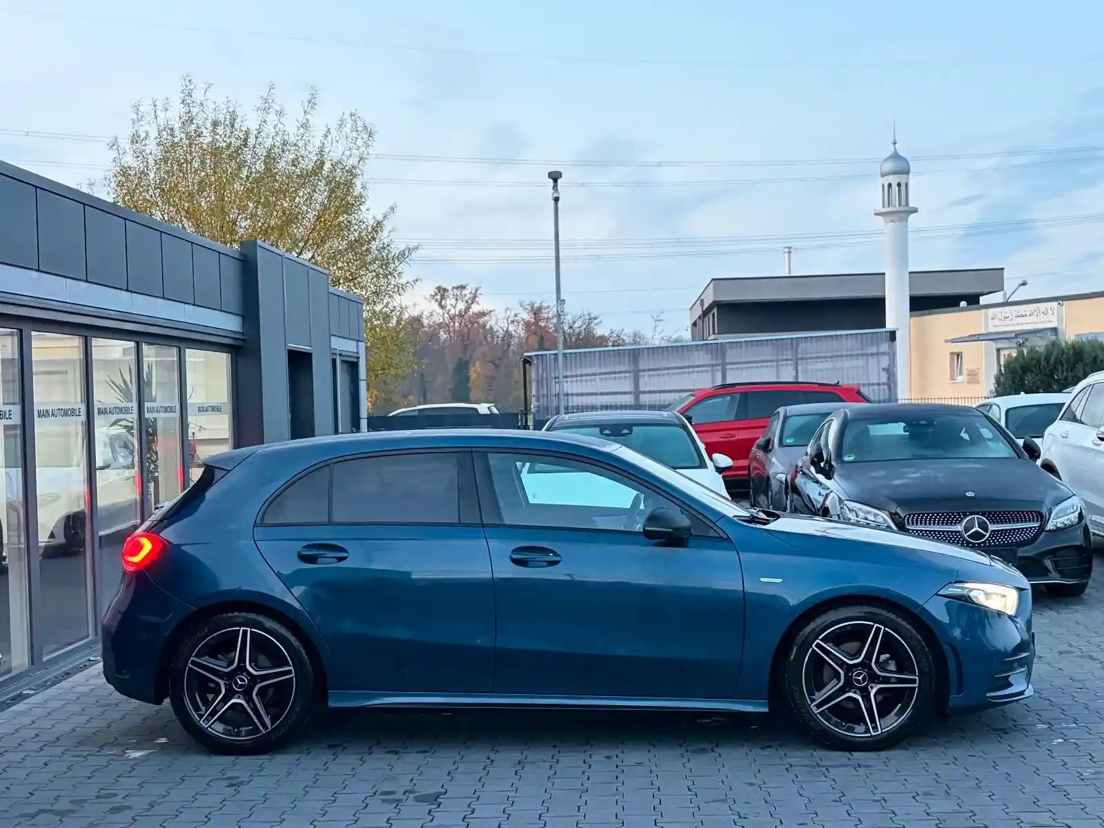 Mercedes-Benz A 180