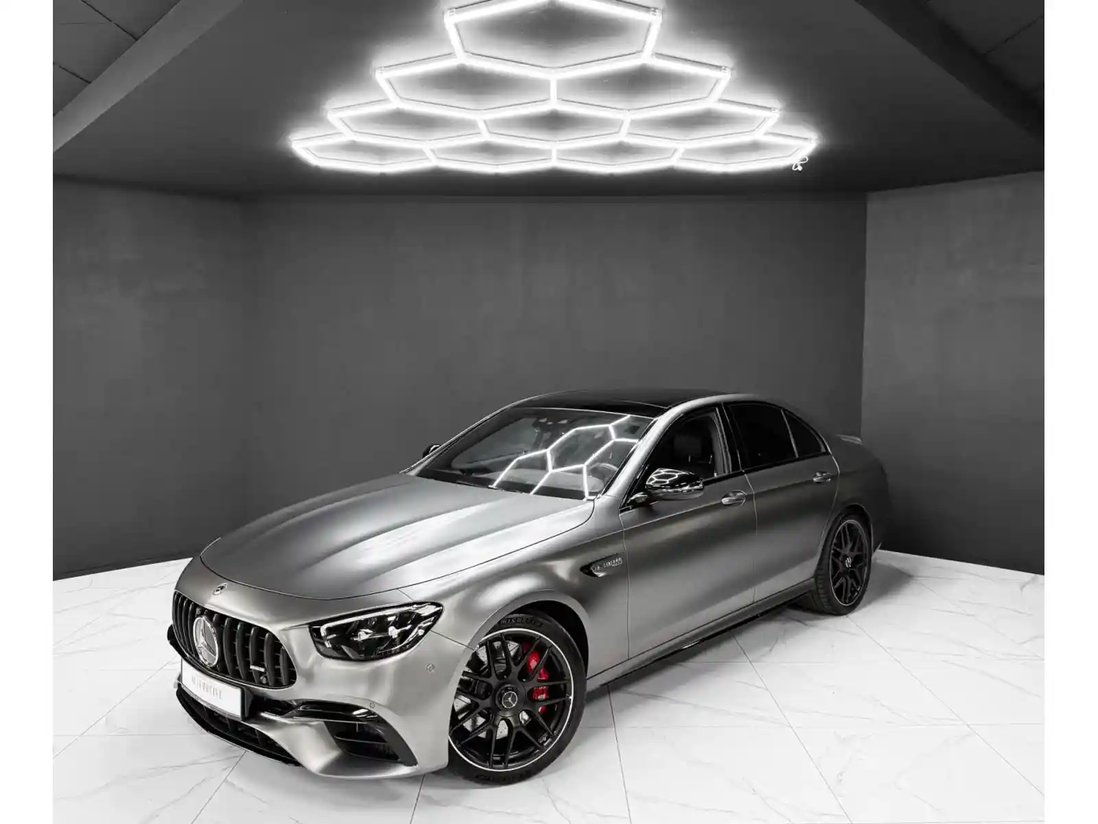 Mercedes-Benz E 63 AMG