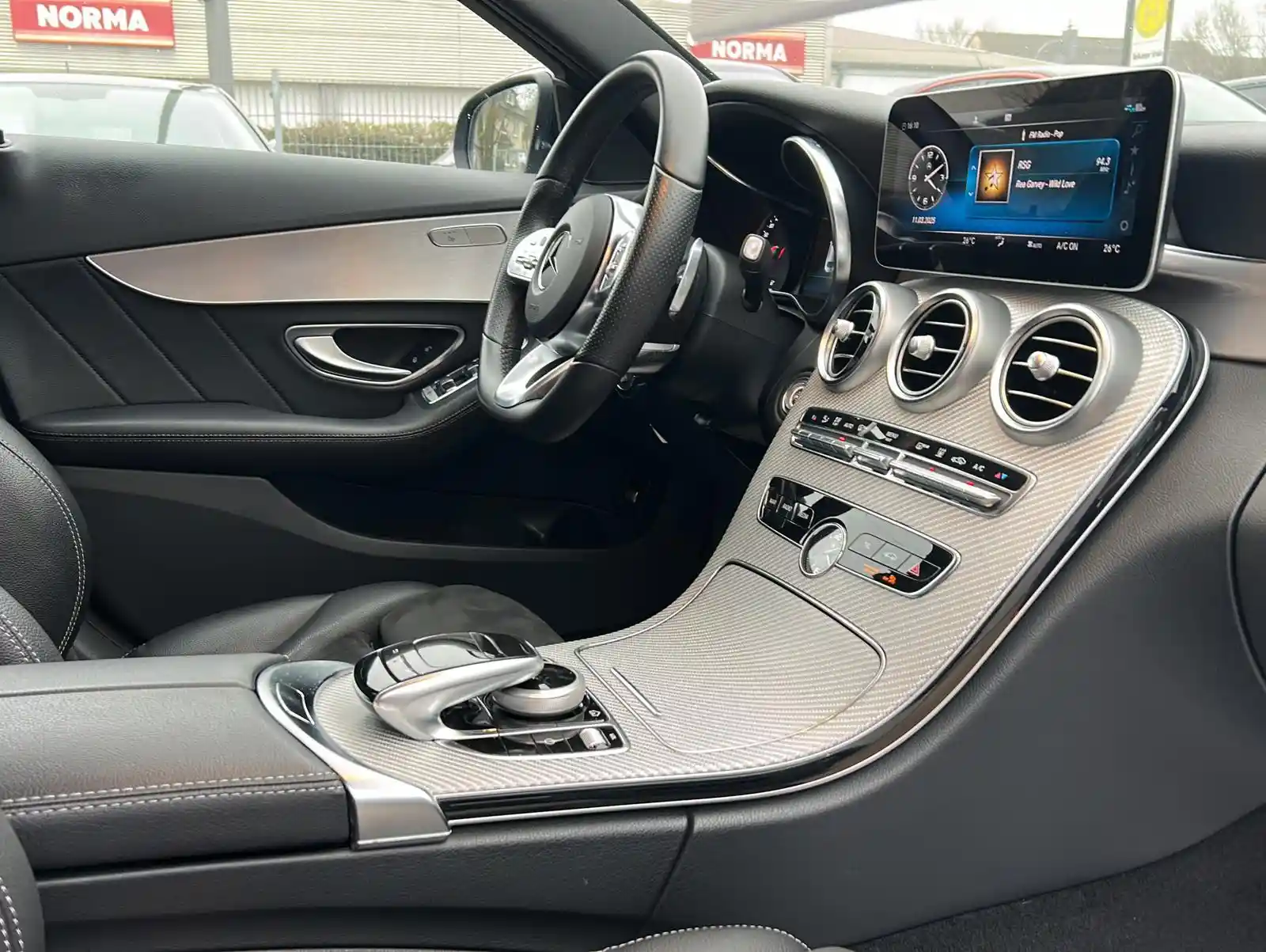Mercedes-Benz C 220