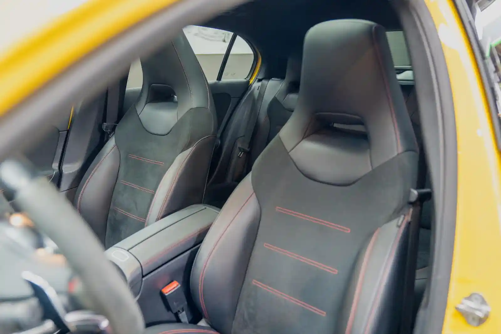 Mercedes-Benz A 35 AMG