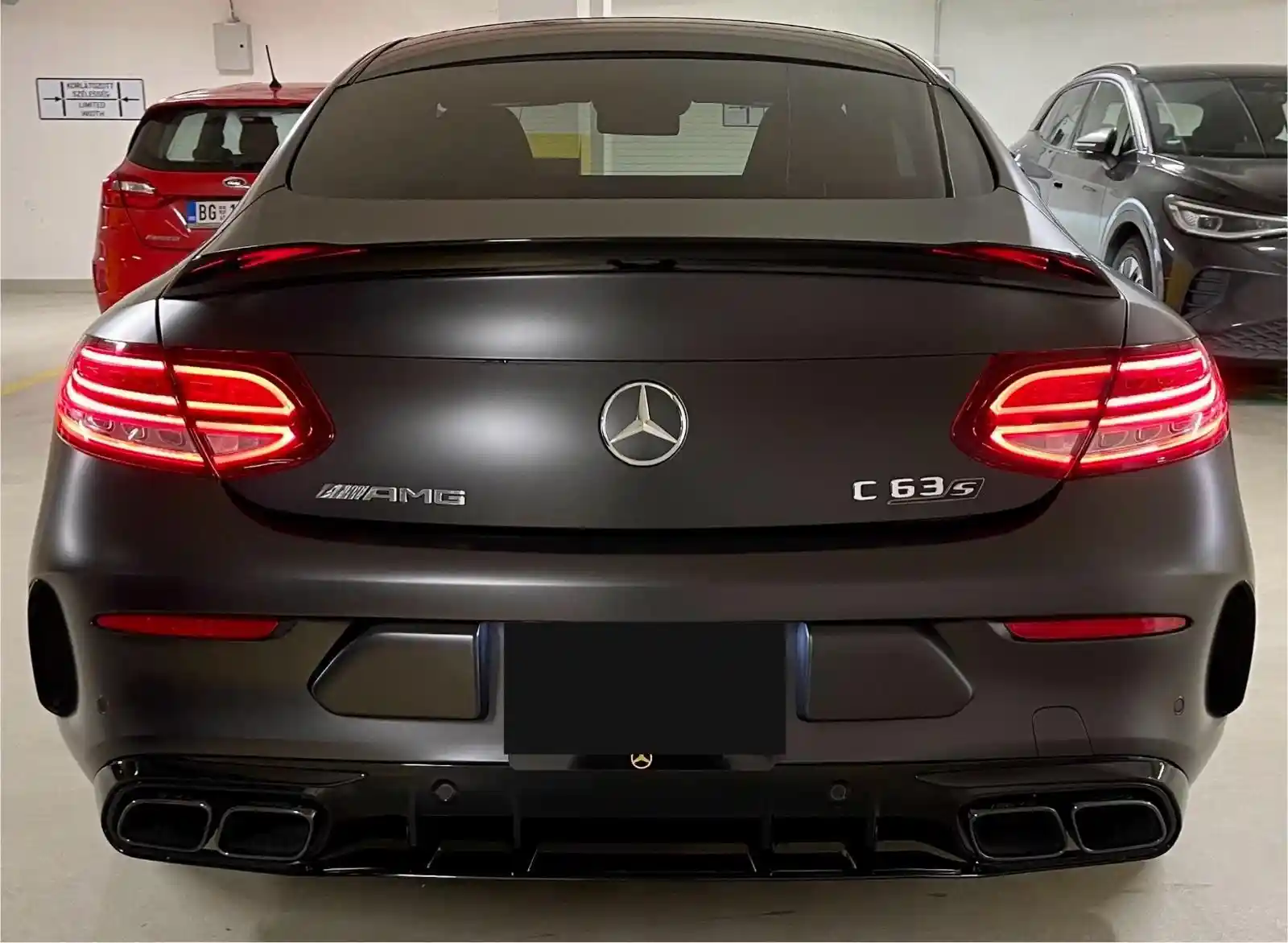 Mercedes-Benz C 63 AMG