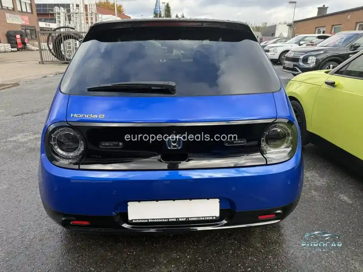 Honda e