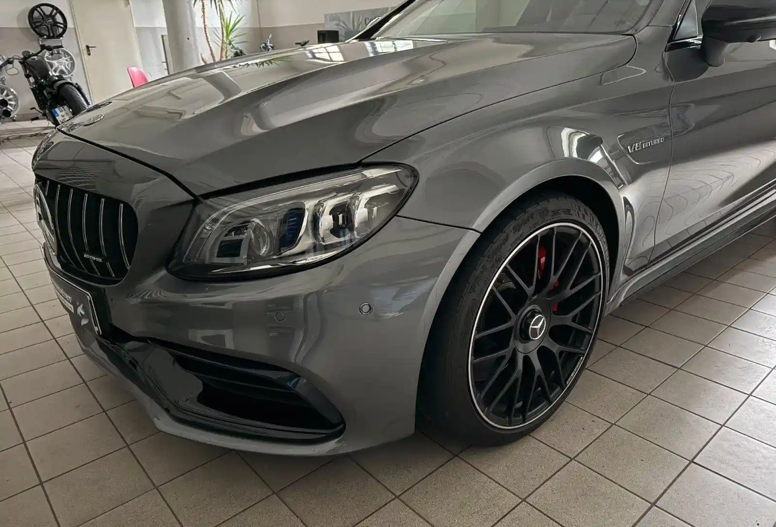 Mercedes-Benz C 63 AMG