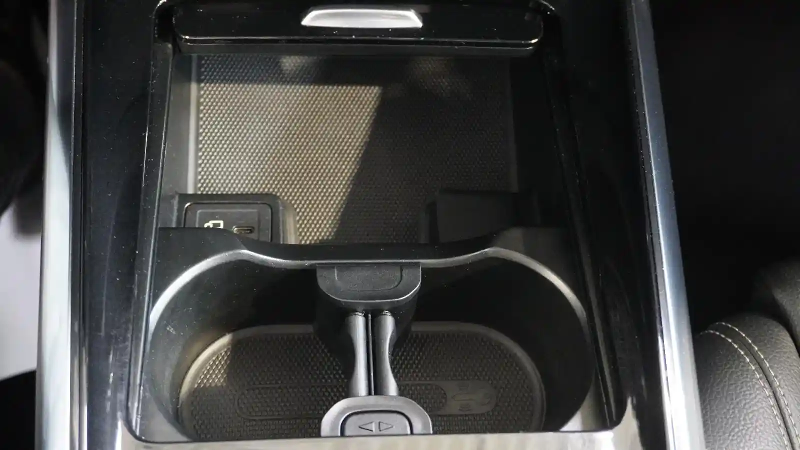 Mercedes-Benz B 220
