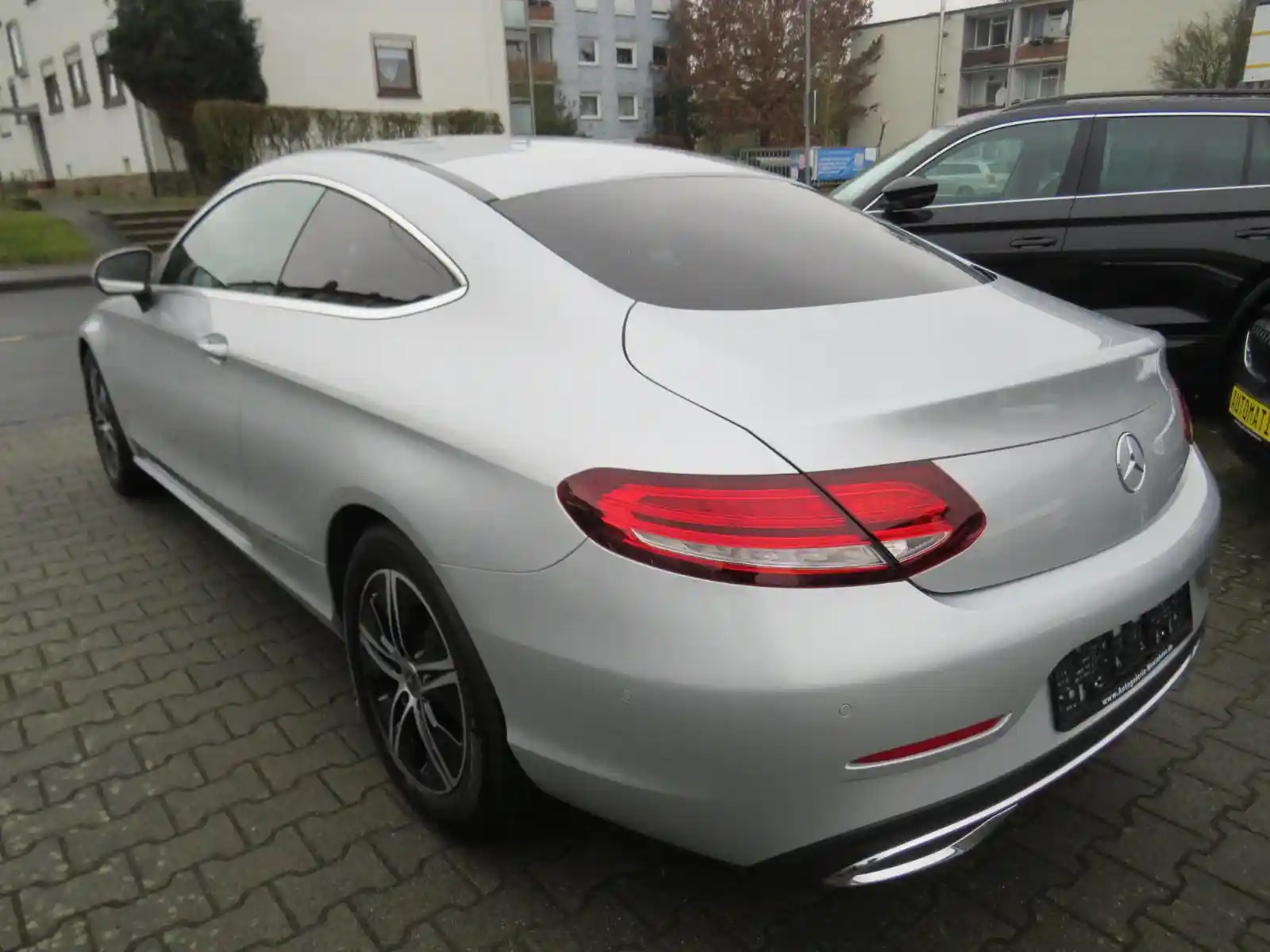 Mercedes-Benz C 220