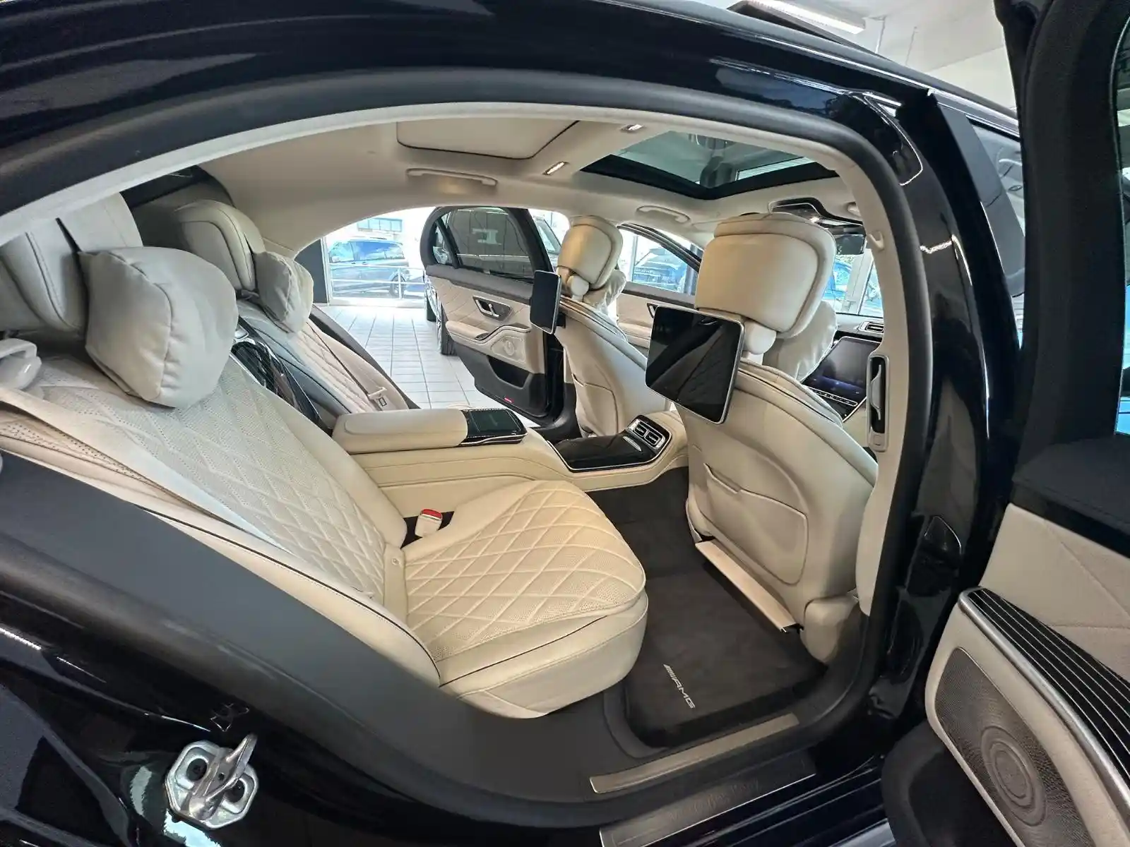 Mercedes-Benz S 400