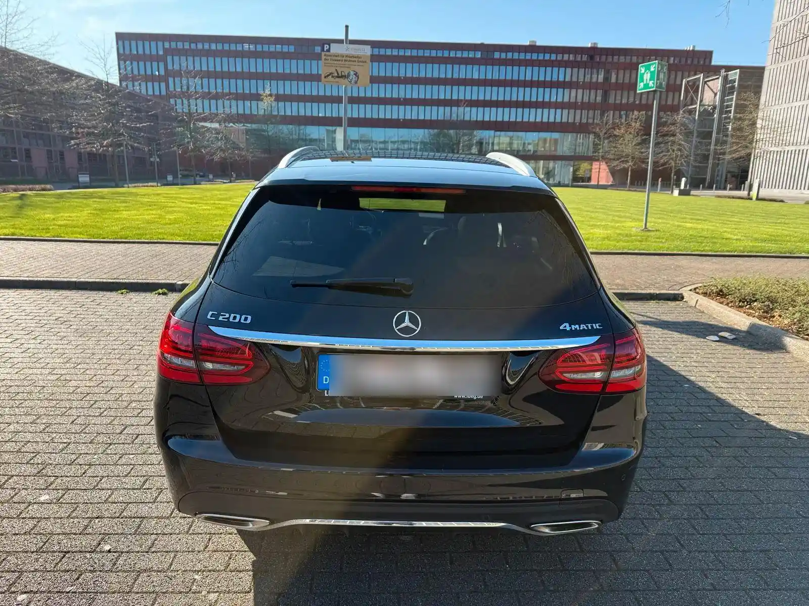 Mercedes-Benz C 200