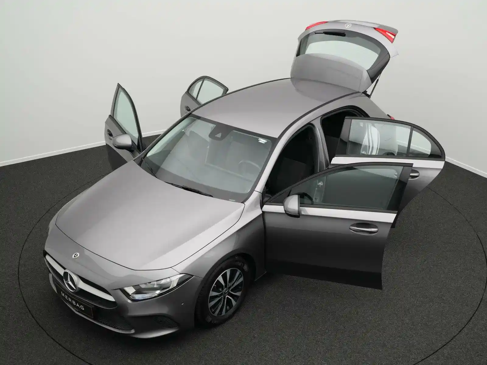 Mercedes-Benz A 180