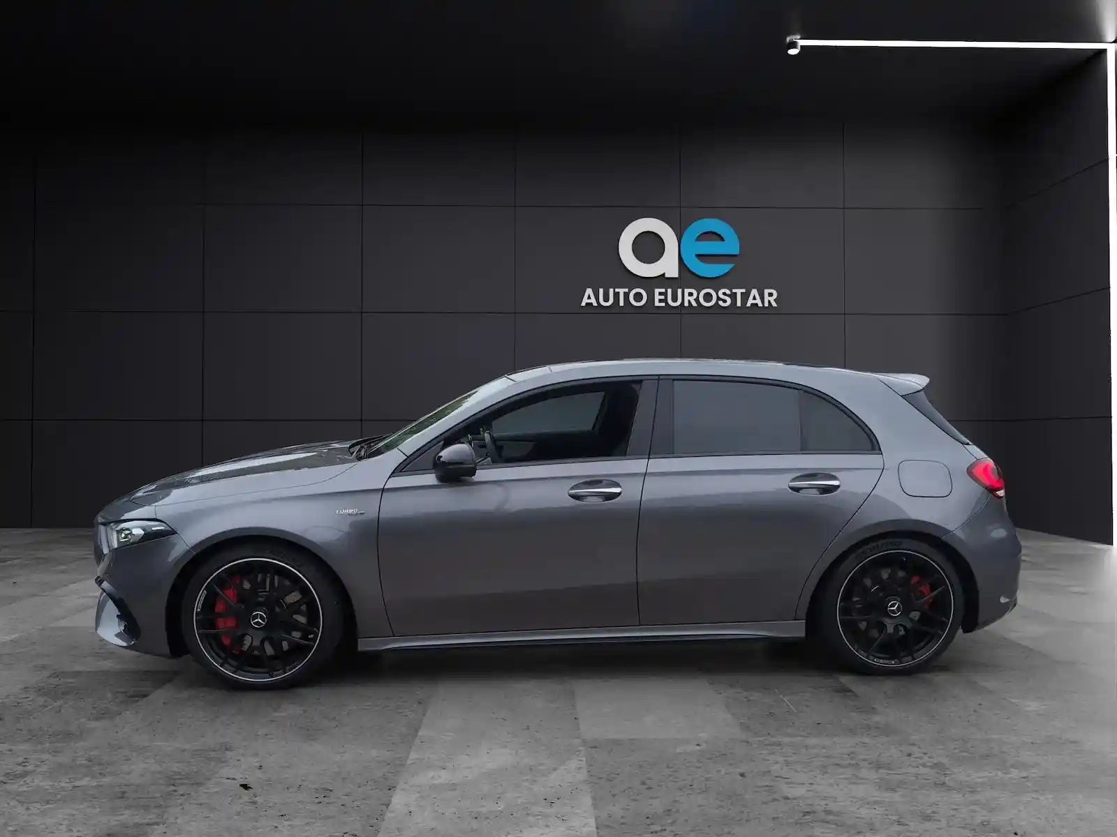 Mercedes-Benz A 45 AMG