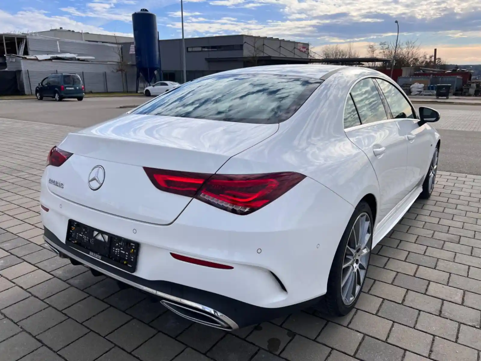 Mercedes-Benz CLA 180