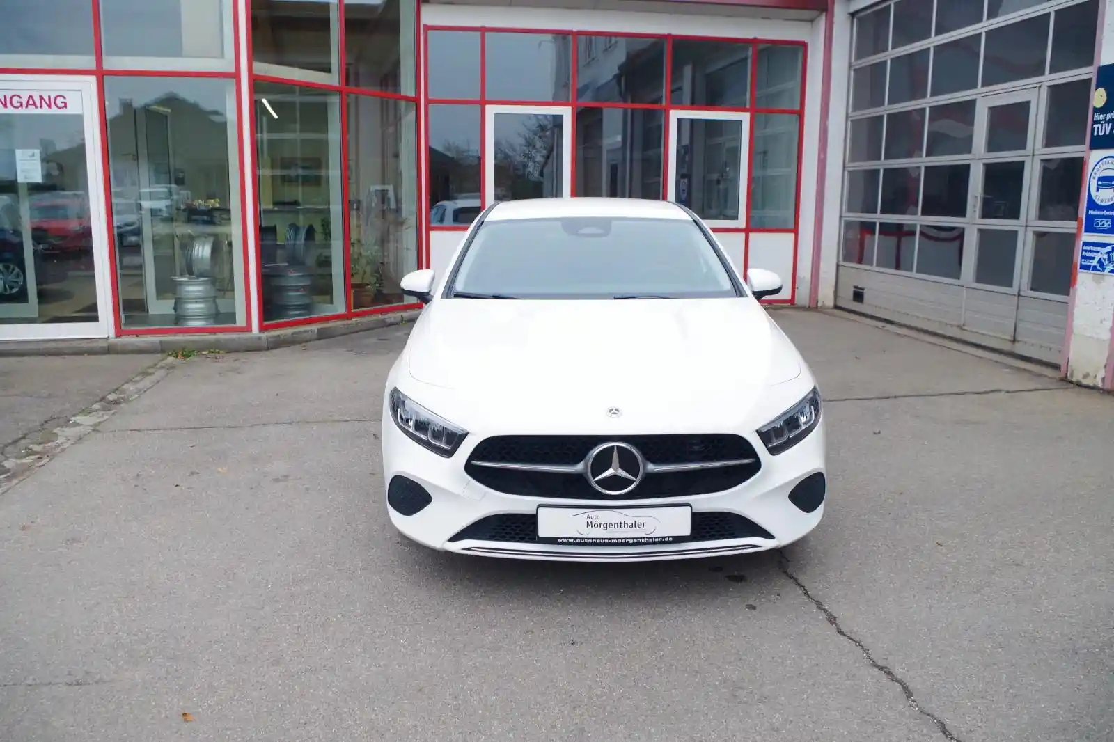 Mercedes-Benz A 180