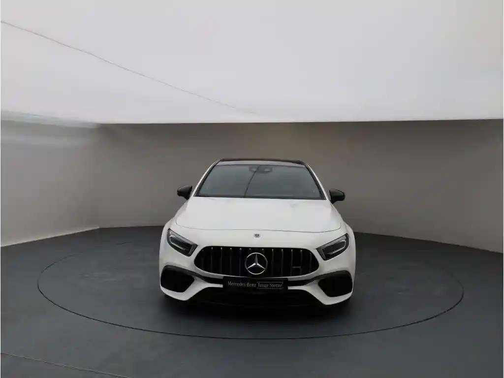 Mercedes-Benz A 45 AMG