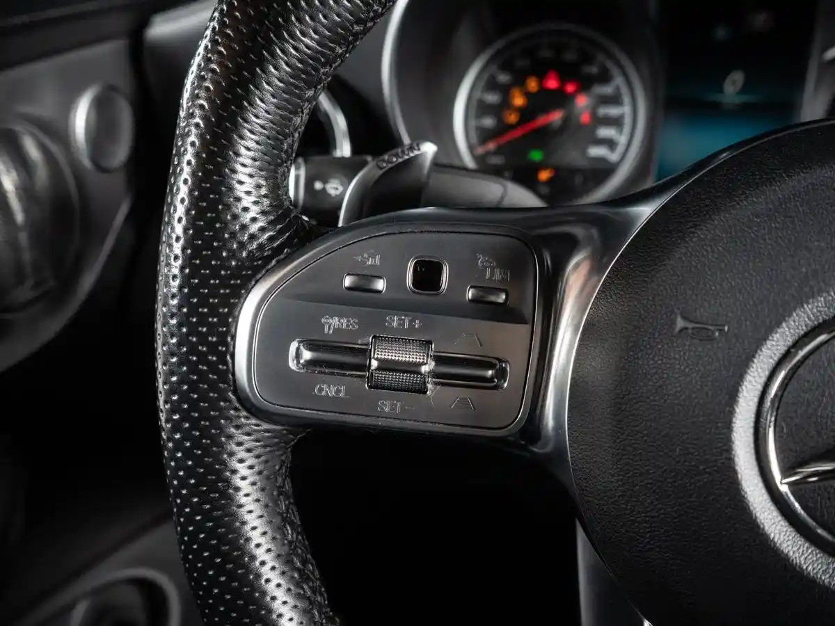 Mercedes-Benz C 63 AMG