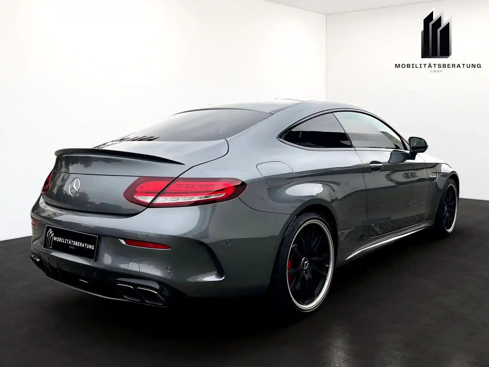 Mercedes-Benz C 63 AMG