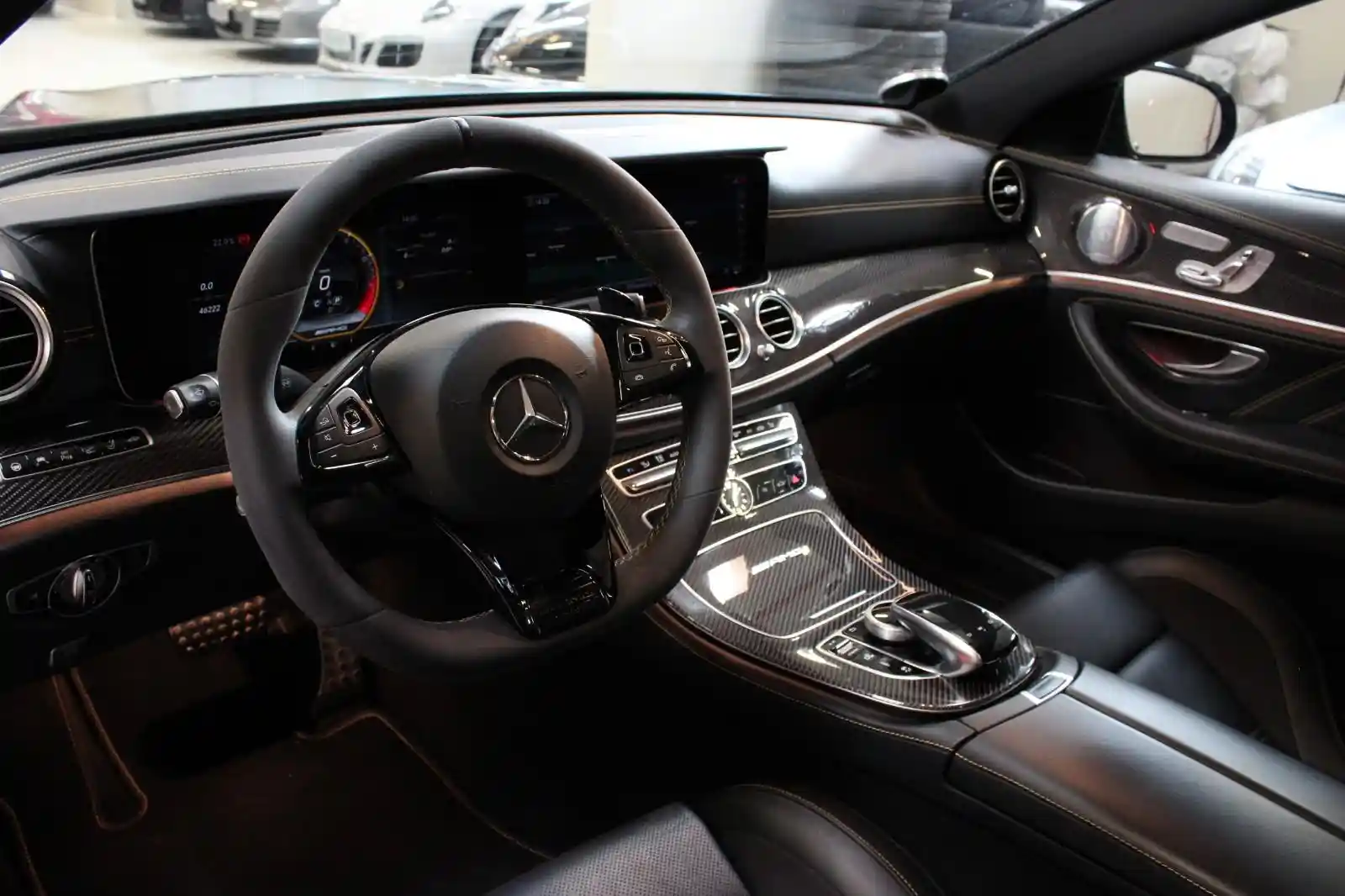 Mercedes-Benz E 63 AMG