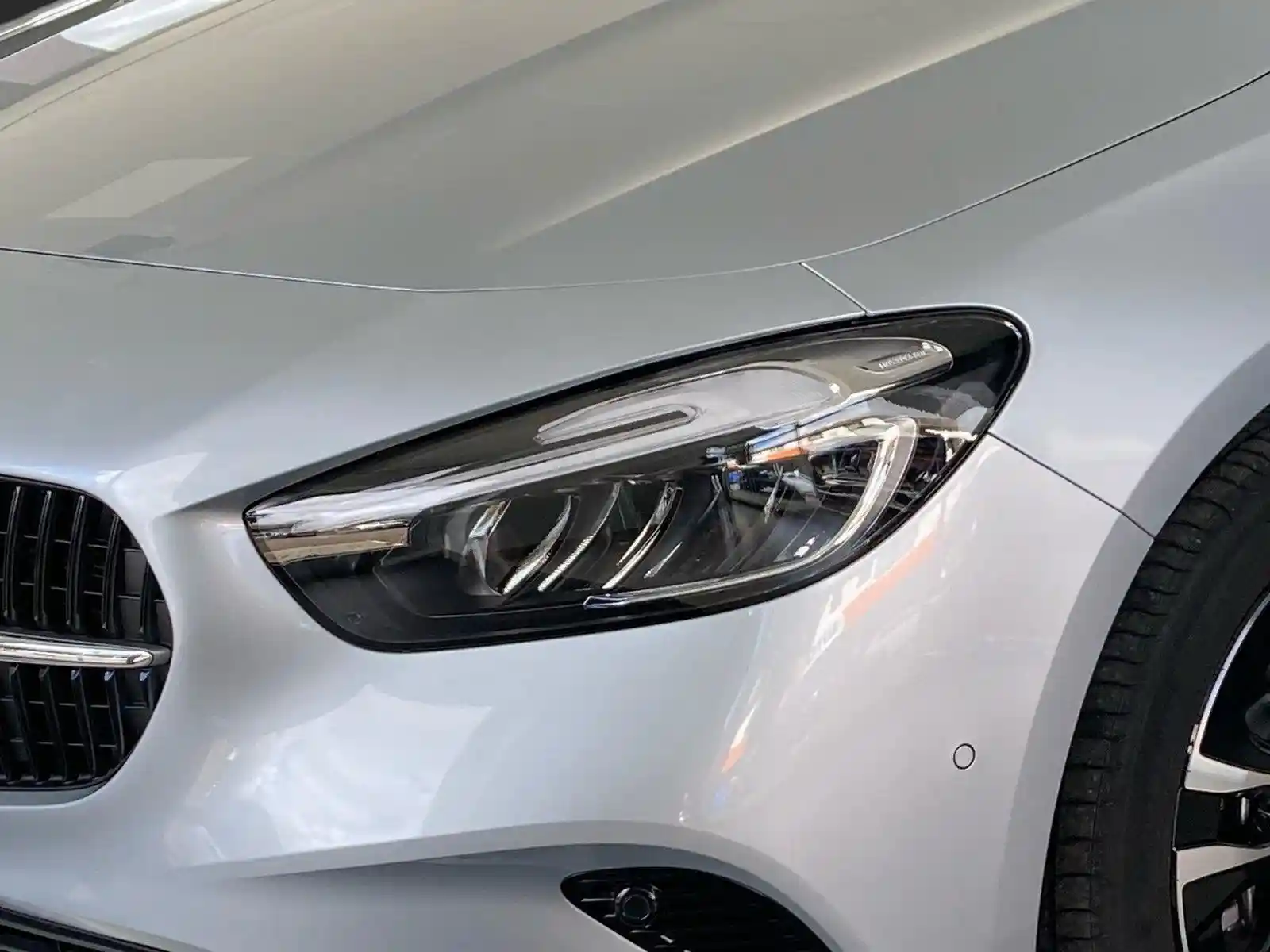 Mercedes-Benz B 250