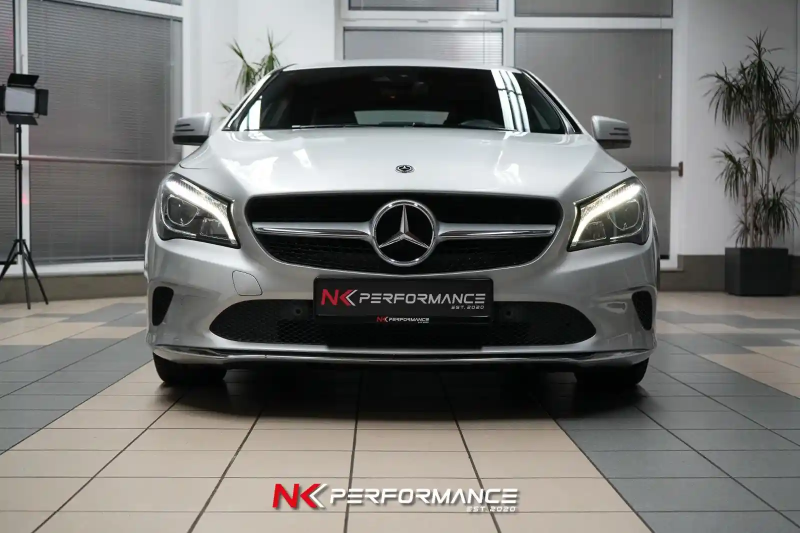 Mercedes-Benz CLA 200
