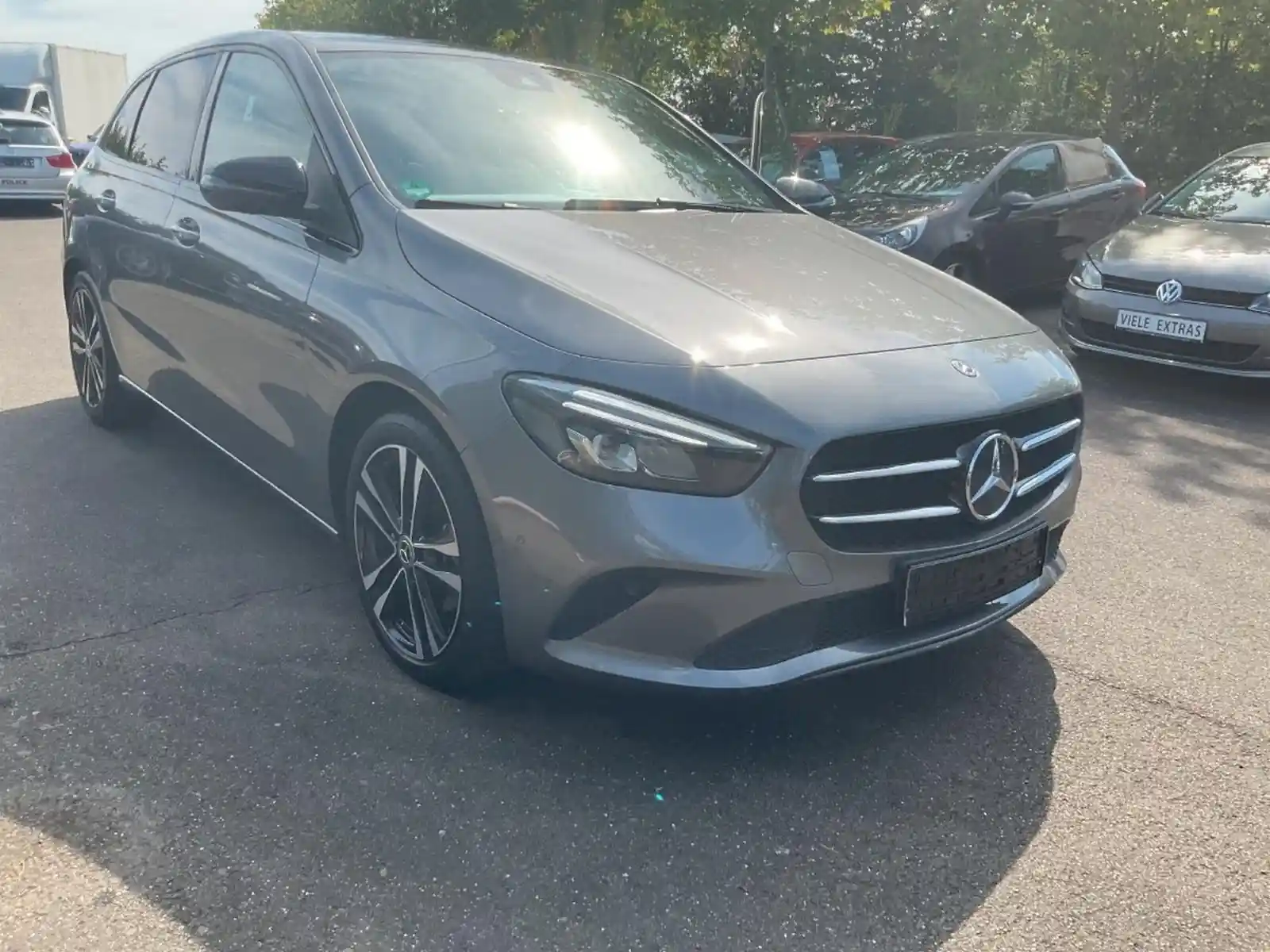 Mercedes-Benz B 200