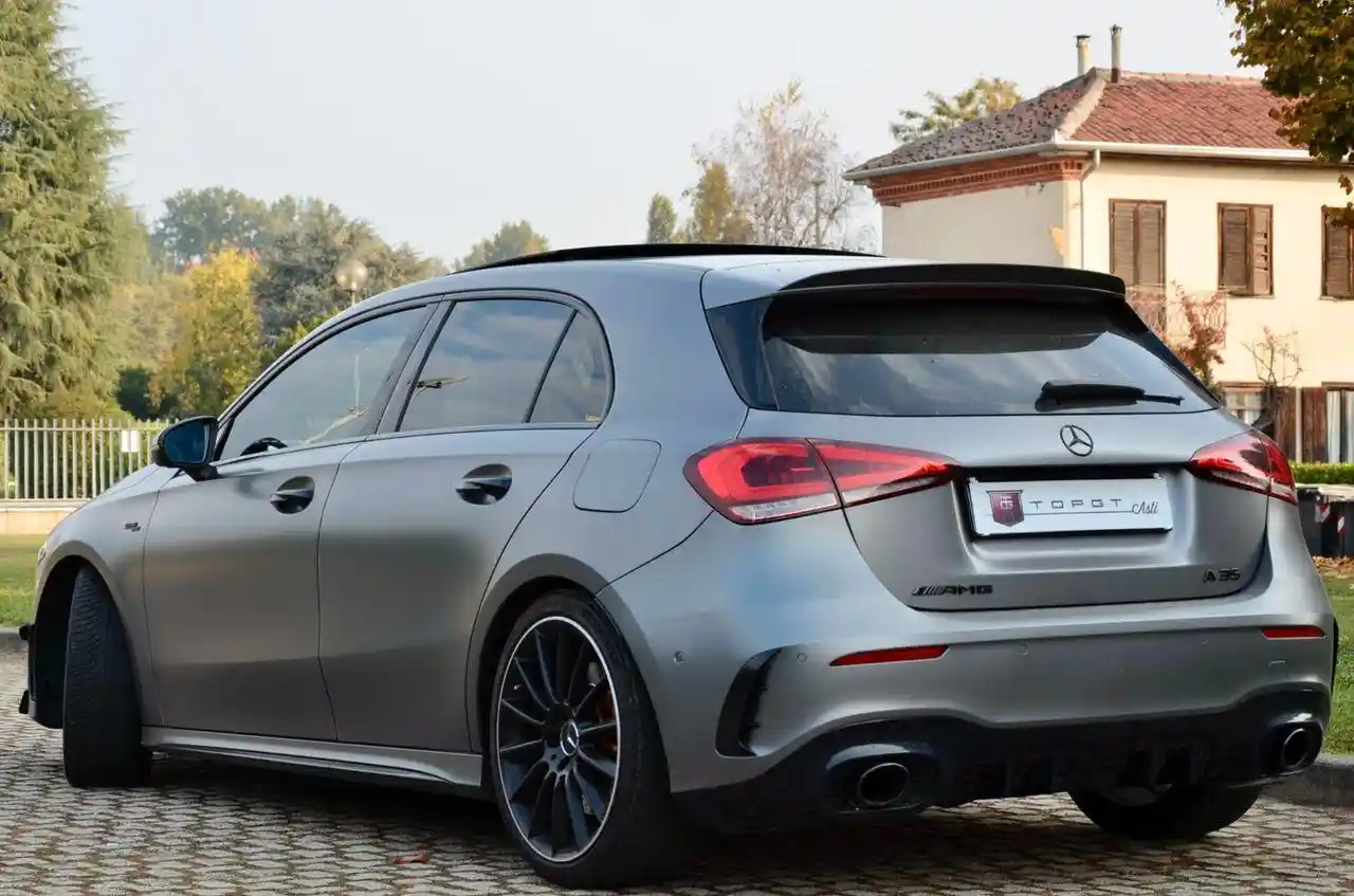 Mercedes-Benz A 35 AMG