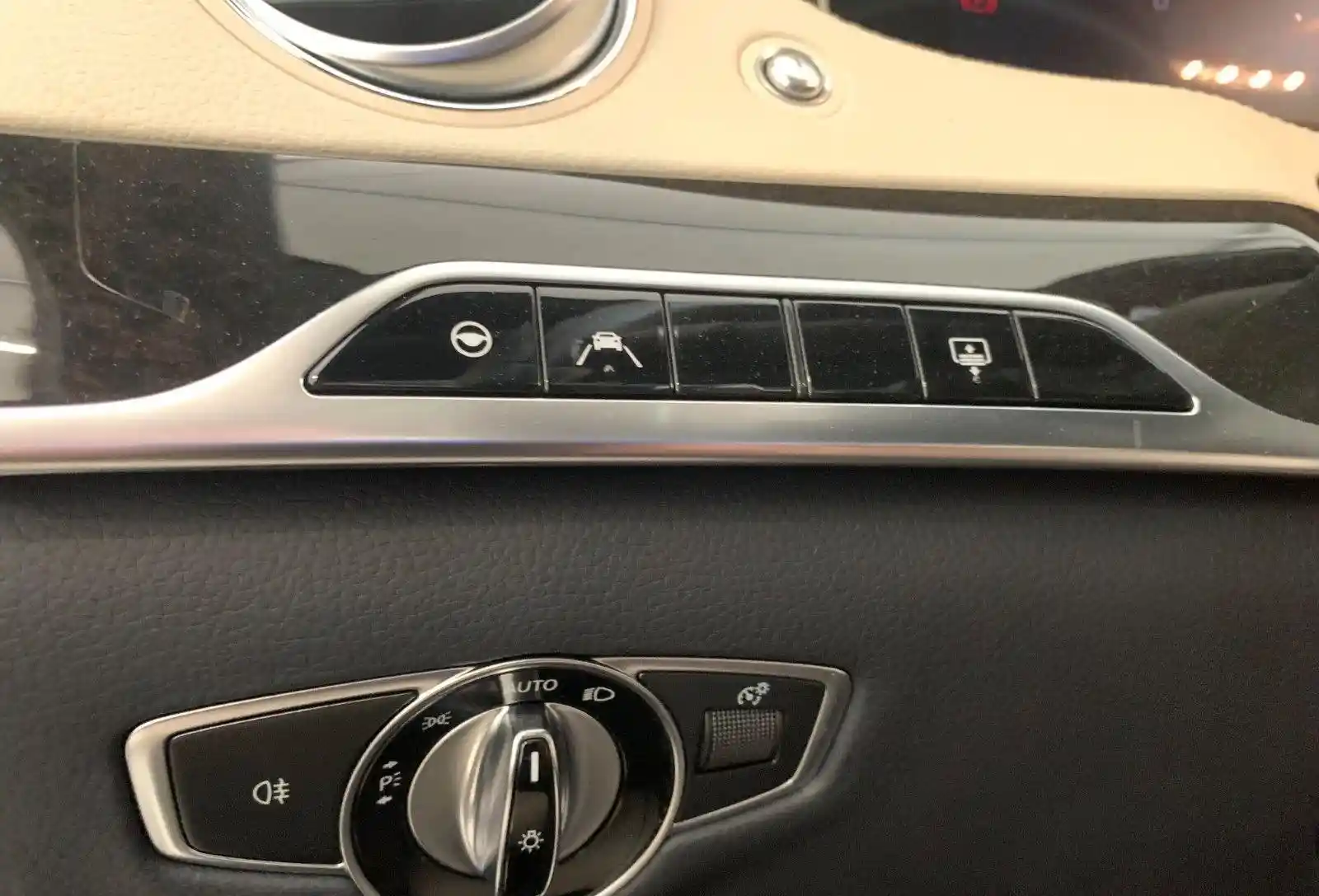 Mercedes-Benz S 560