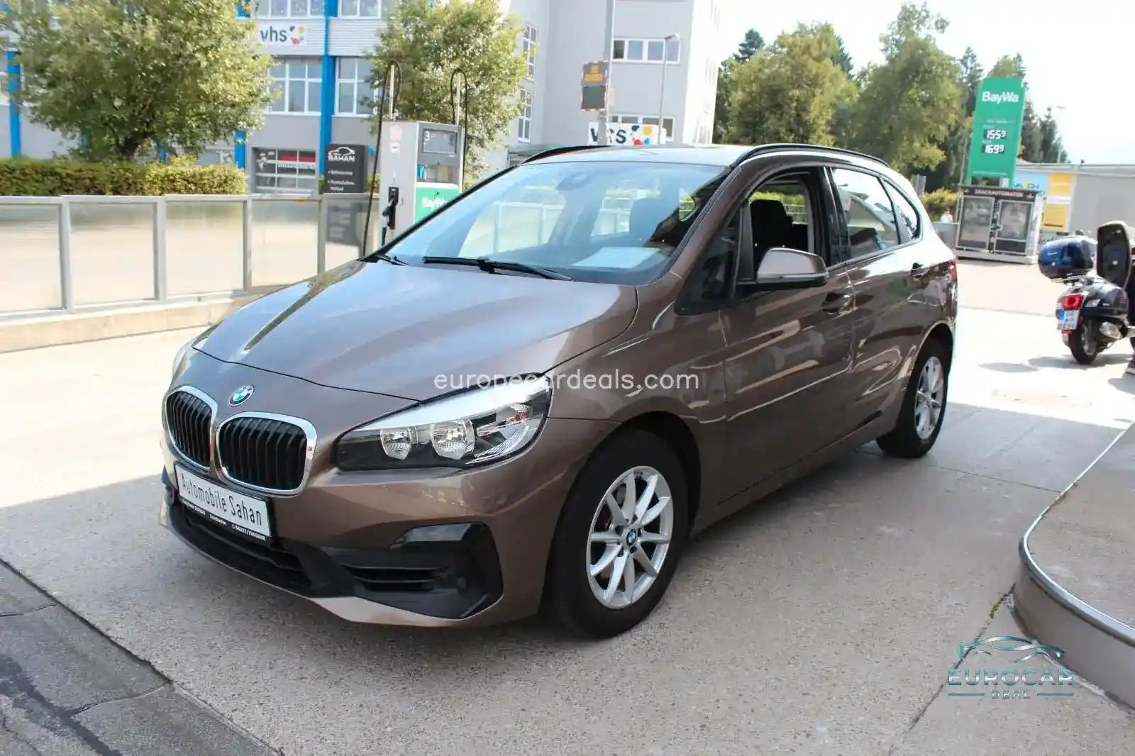 BMW 218