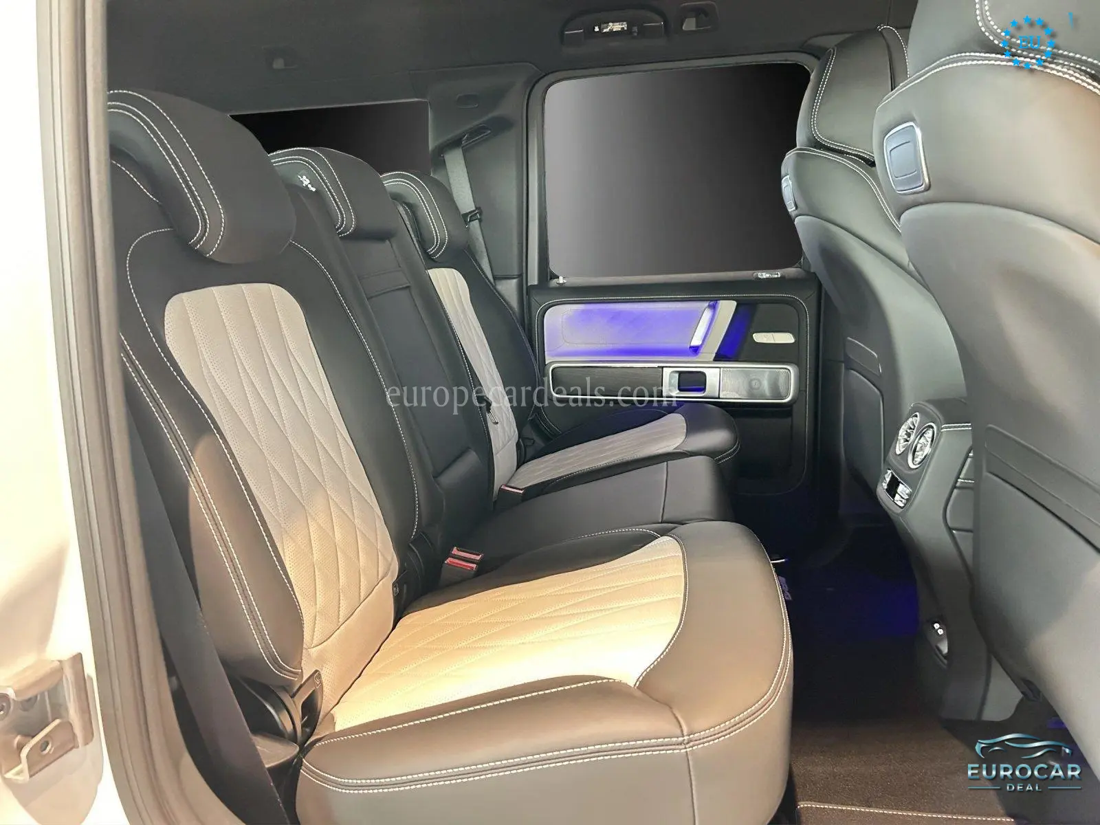 Mercedes-Benz G 500