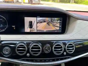 Mercedes-Benz S 560