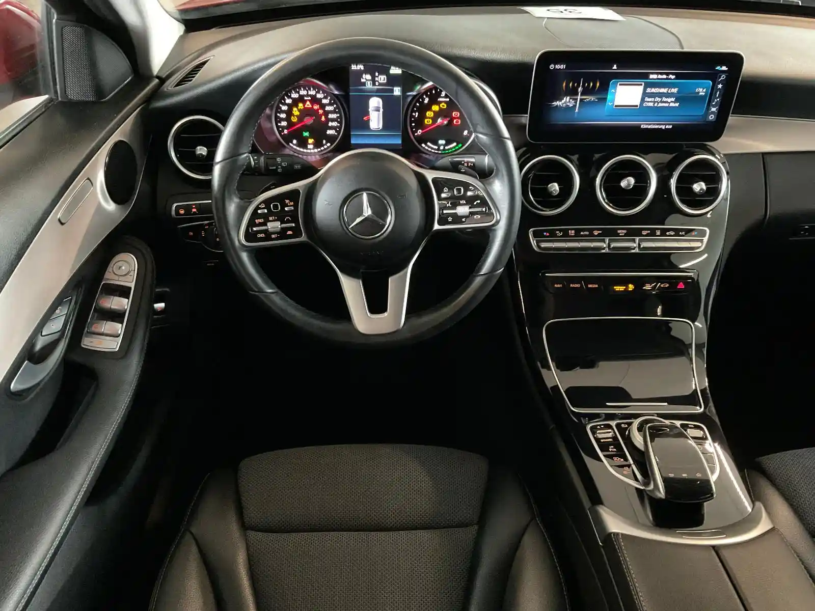 Mercedes-Benz C 300