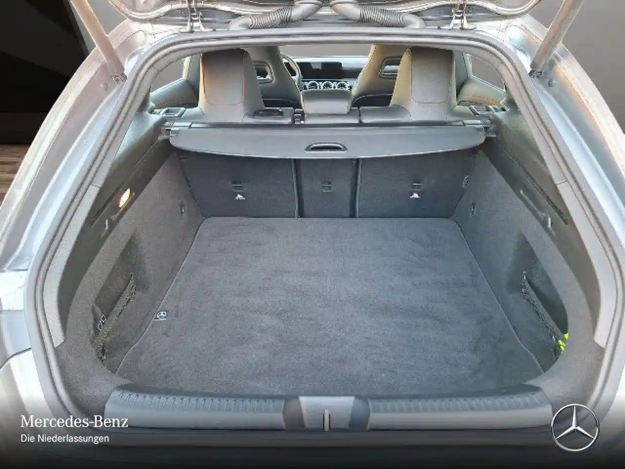 Mercedes-Benz CLA 180 Shooting Brake
