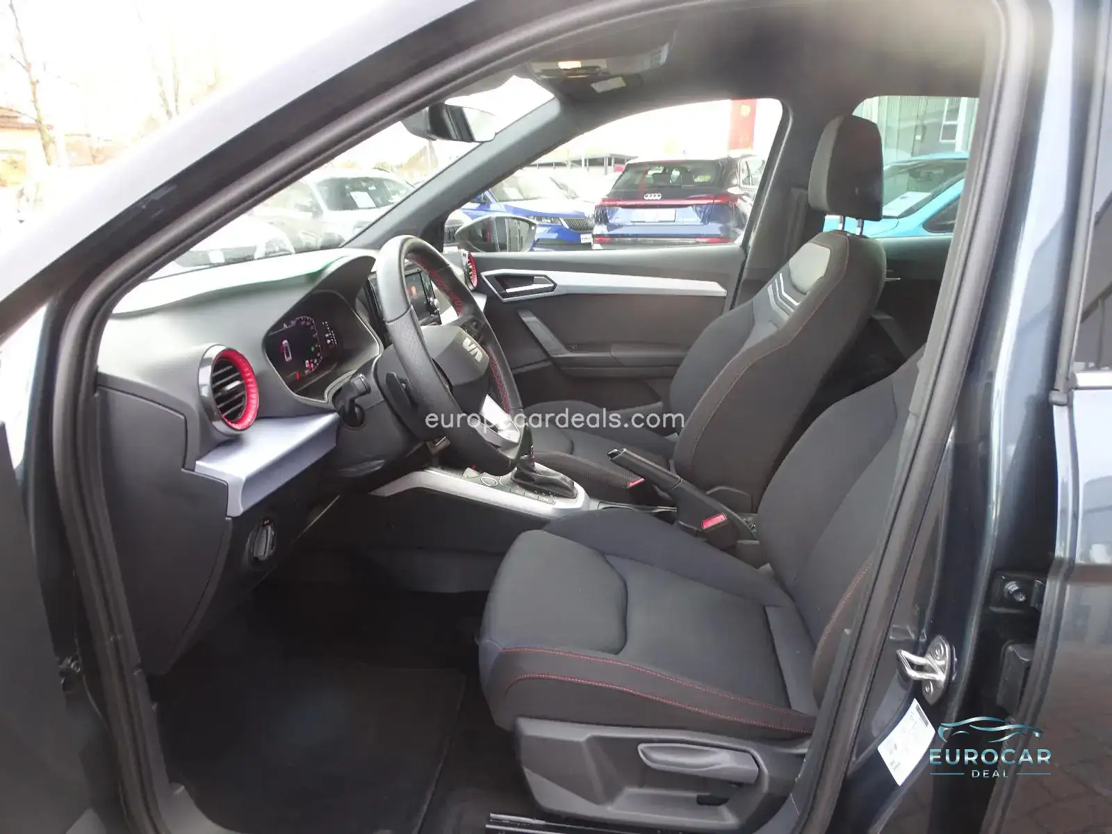 Seat Arona
