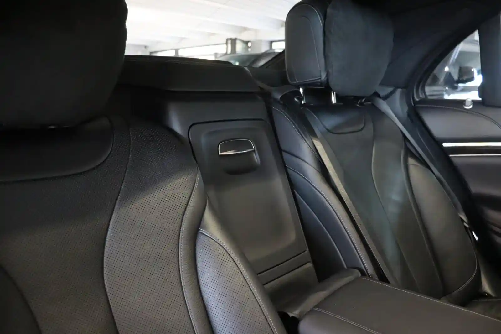 Mercedes-Benz S 400