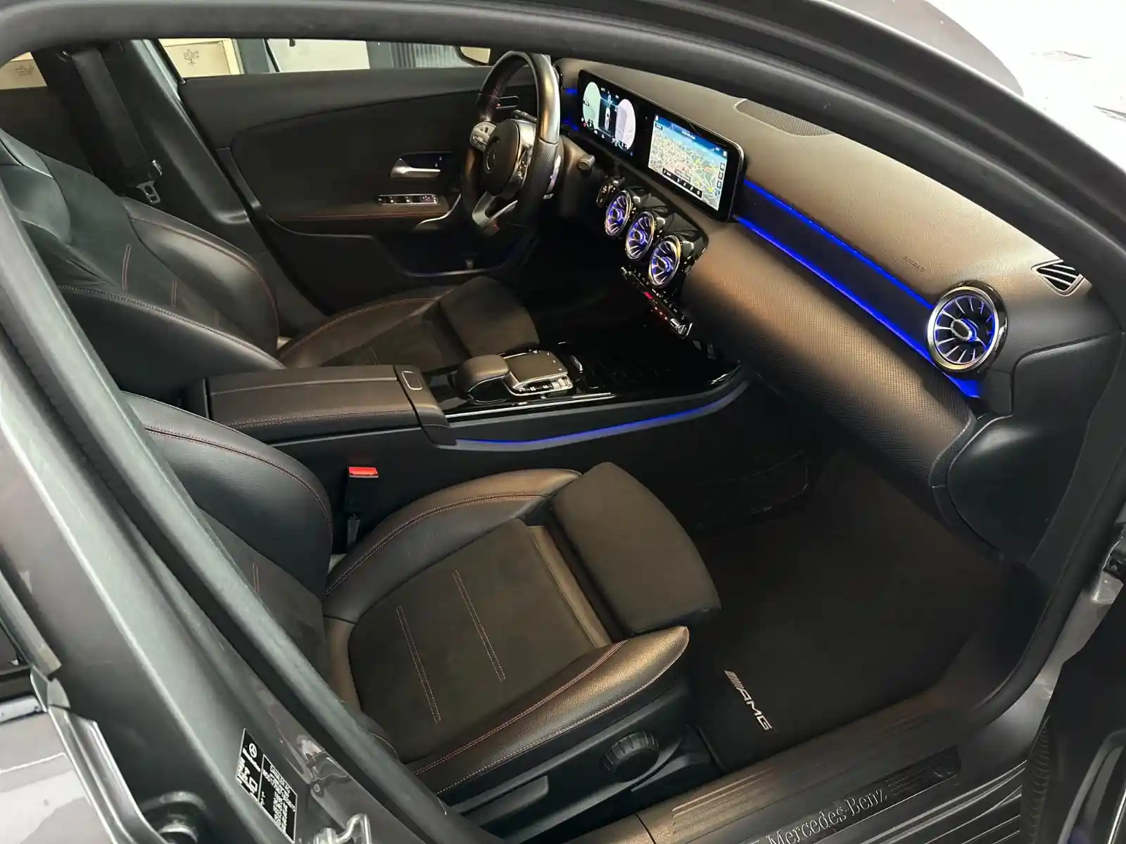 Mercedes-Benz A 200