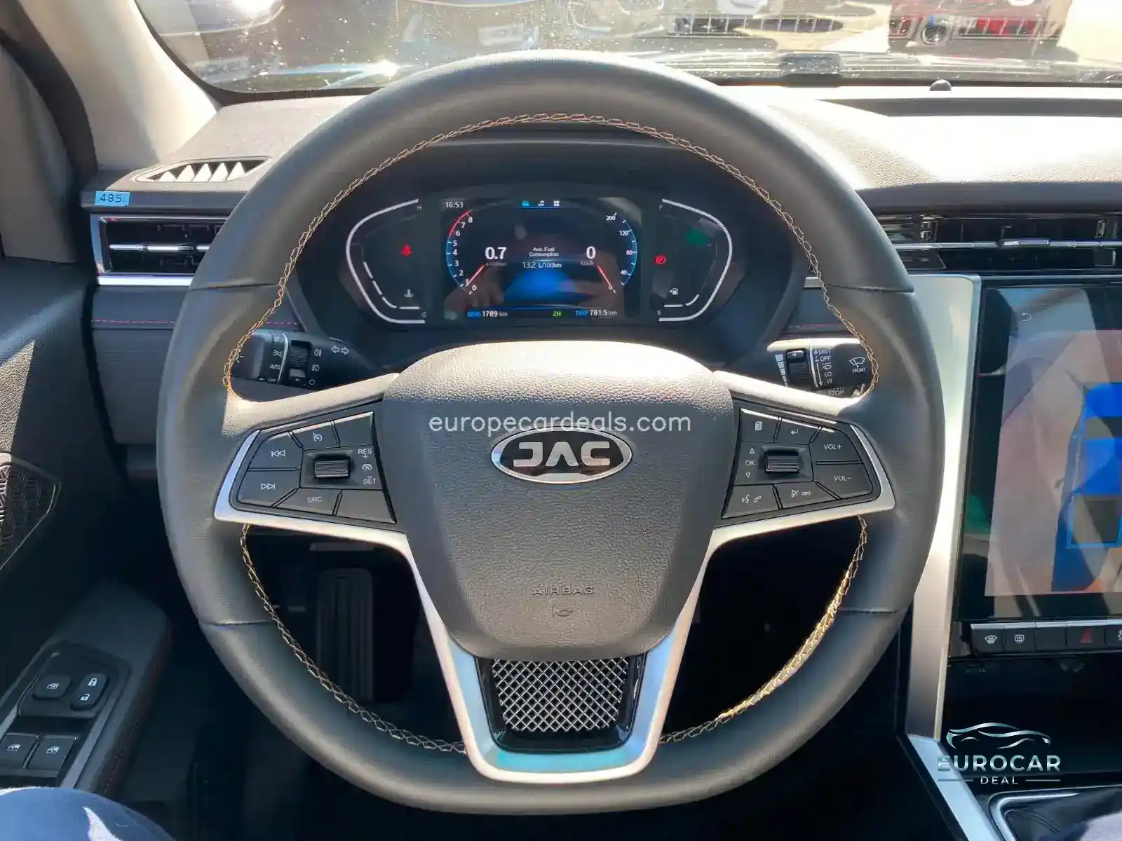 JAC 8 Pro