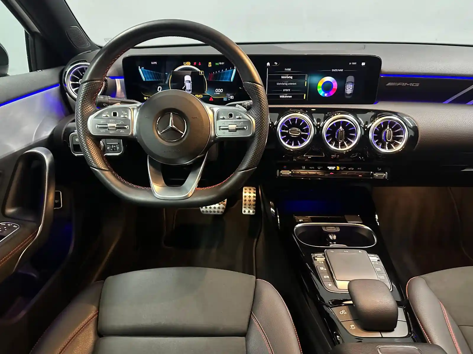 Mercedes-Benz A 35 AMG